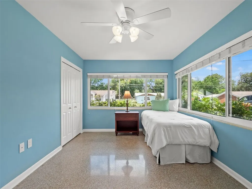 27 Columbine Trail Debary FL 32713