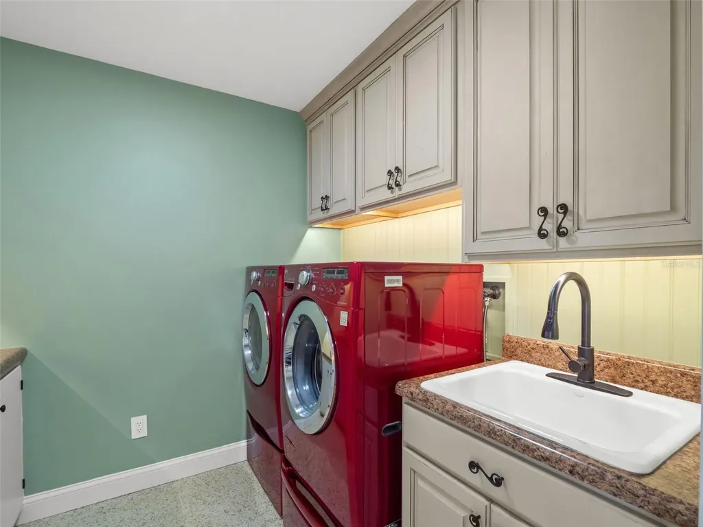 27 Columbine Trail Debary FL 32713