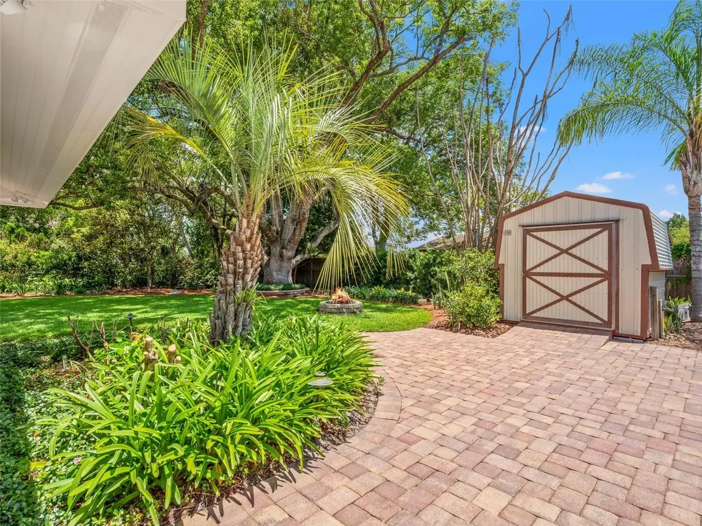27 Columbine Trail Debary FL 32713