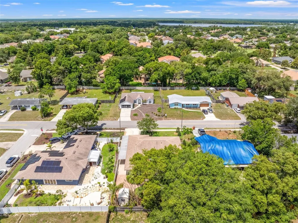 27 Columbine Trail Debary FL 32713