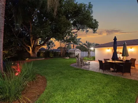 27 Columbine Trail Debary FL 32713