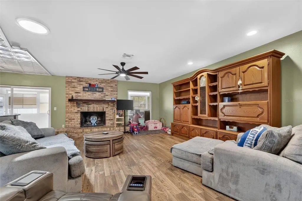 13318 Hollowbend Lane Riverview FL 33569