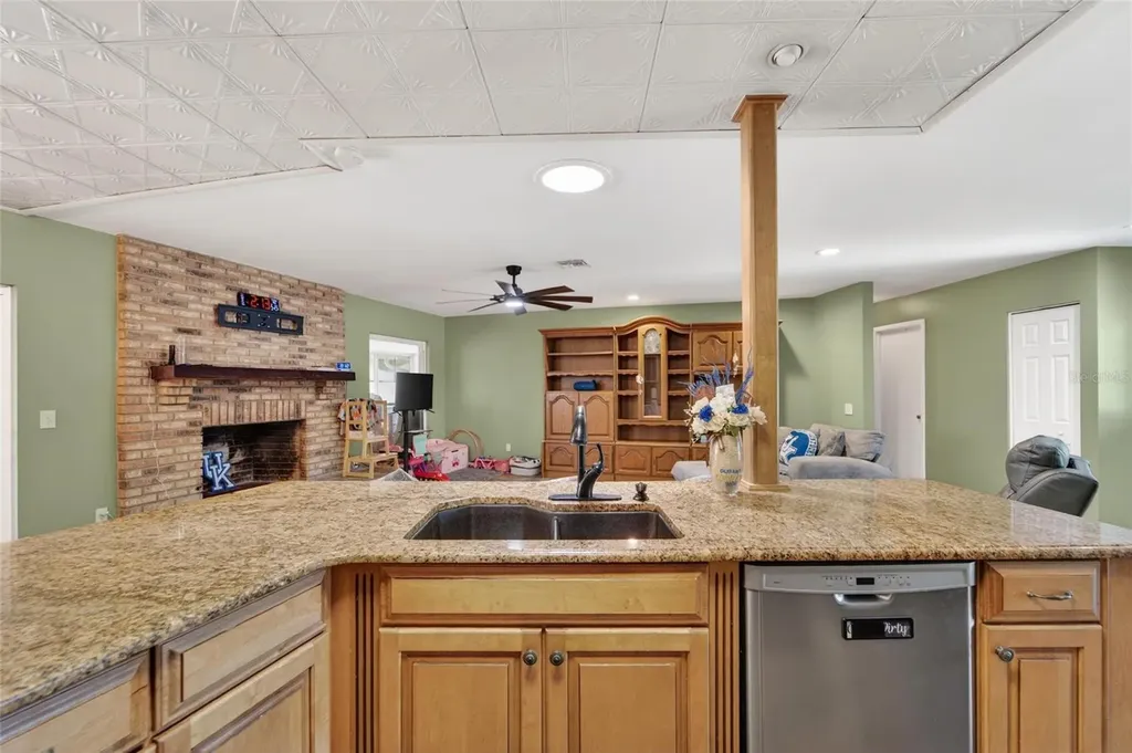 13318 Hollowbend Lane Riverview FL 33569