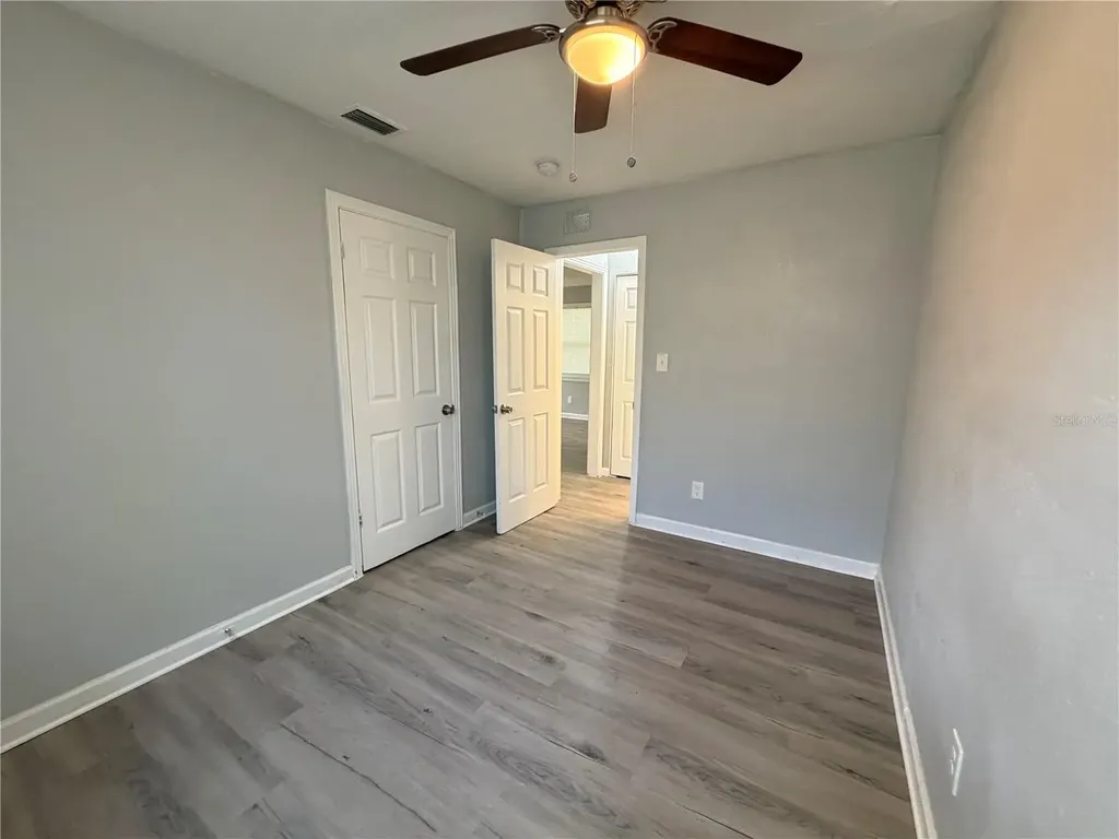 2410 18th Avenue S St Petersburg FL 33712