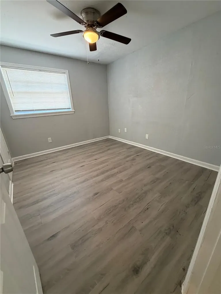 2410 18th Avenue S St Petersburg FL 33712