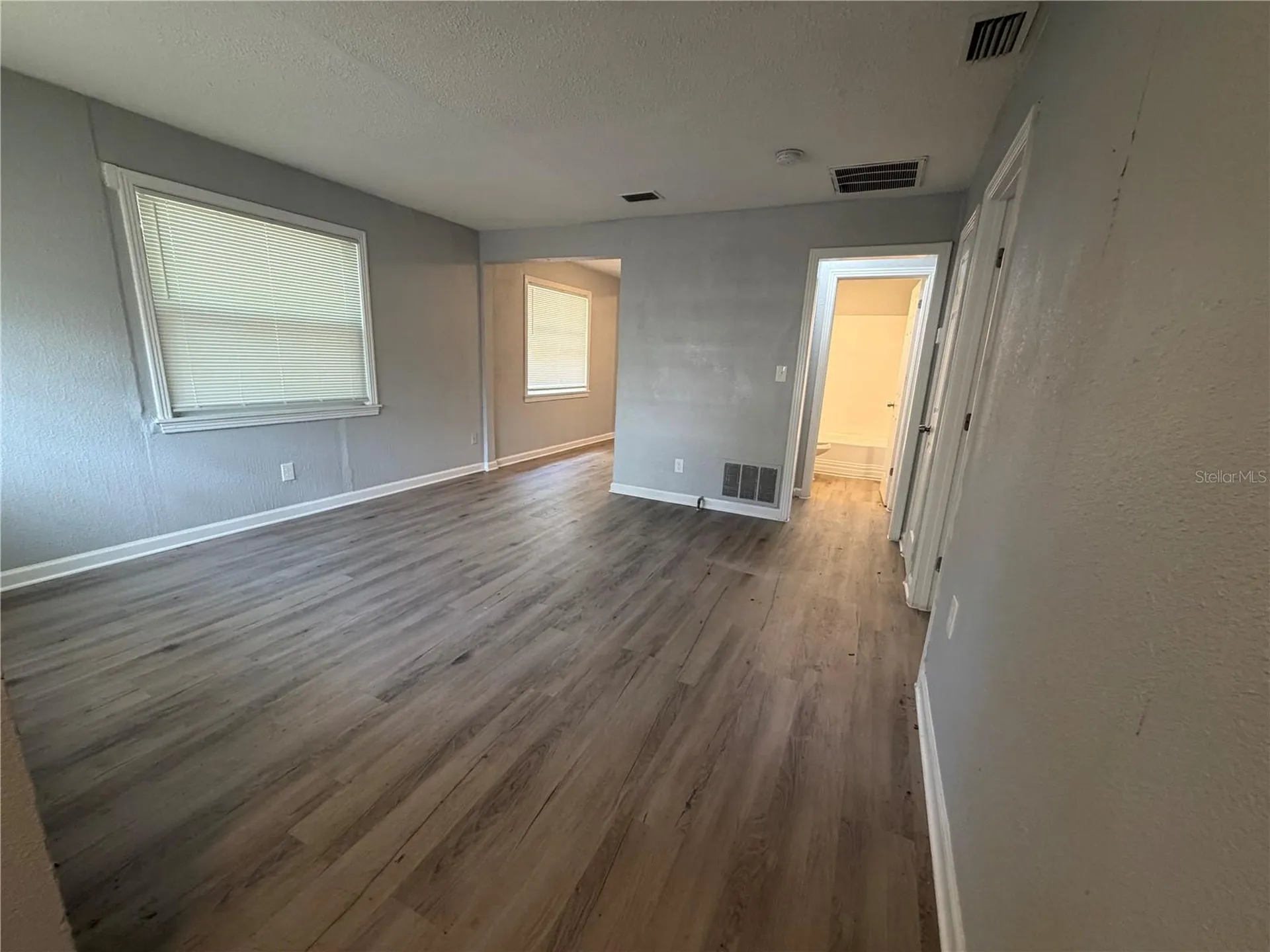 2410 18th Avenue S St Petersburg FL 33712