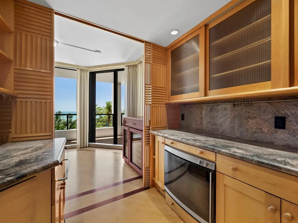1211 Gulf Of Mexico Drive Longboat Key FL 34228