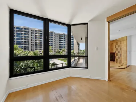1211 Gulf Of Mexico Drive Longboat Key FL 34228