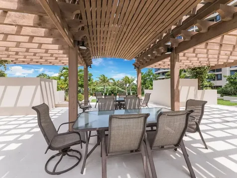 1211 Gulf Of Mexico Drive Longboat Key FL 34228