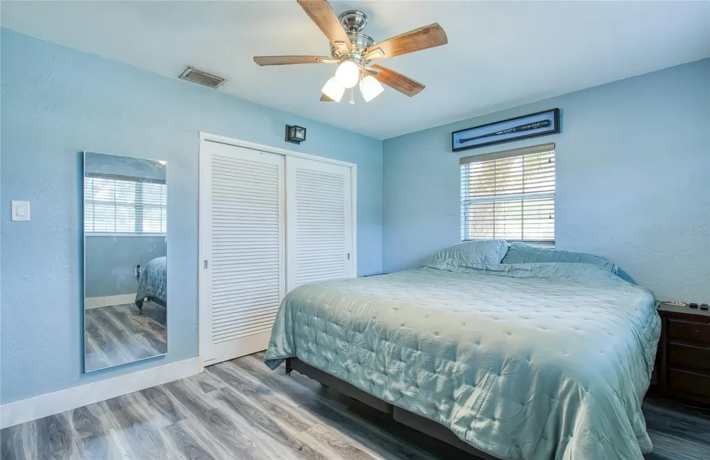 4250 81st Avenue N Pinellas Park FL 33781