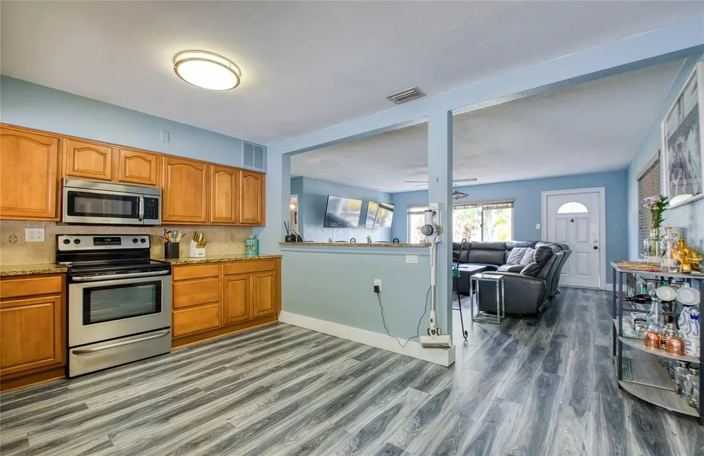 4250 81st Avenue N Pinellas Park FL 33781