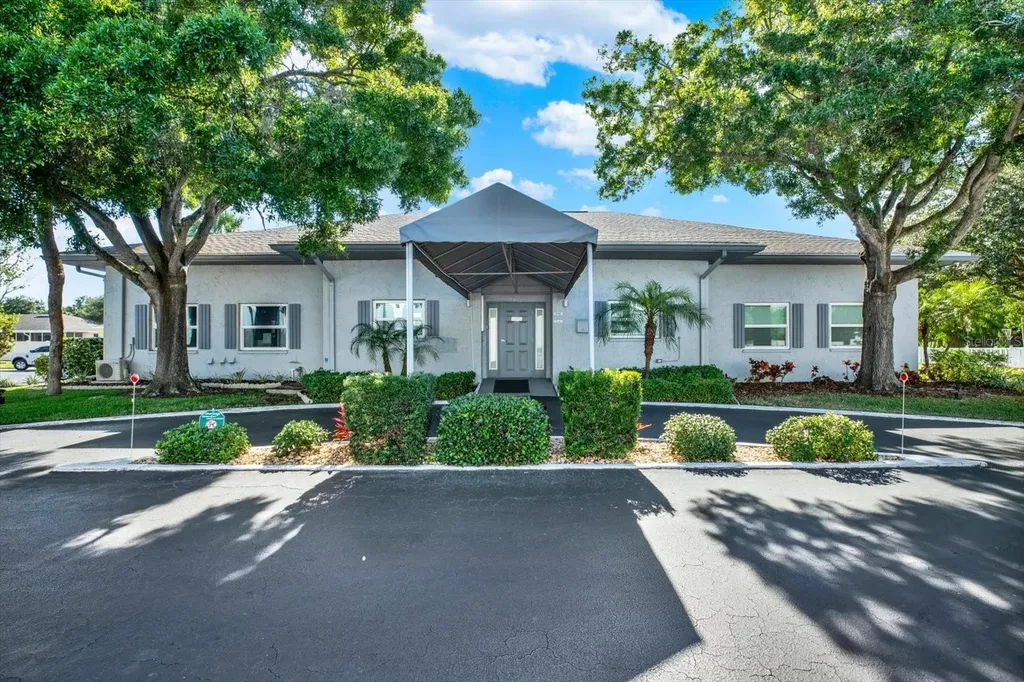 10800 Us Highway 19 N Pinellas Park FL 33782