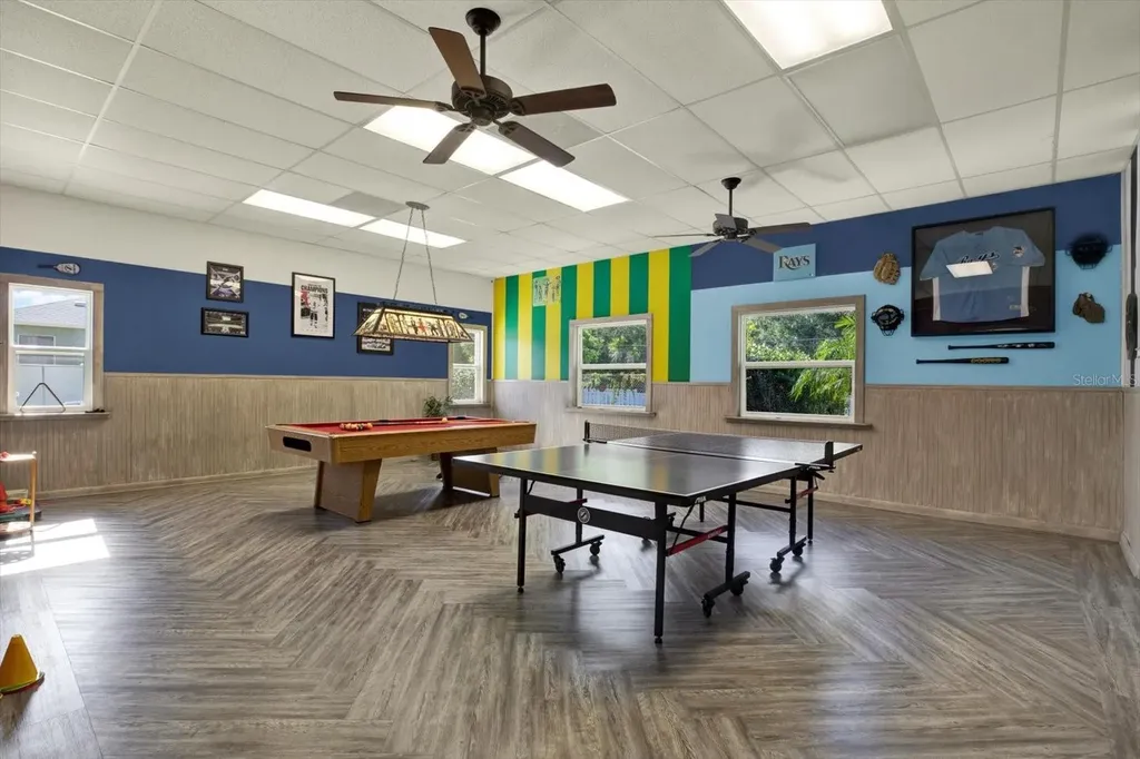 10800 Us Highway 19 N Pinellas Park FL 33782