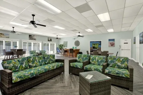 10800 Us Highway 19 N Pinellas Park FL 33782