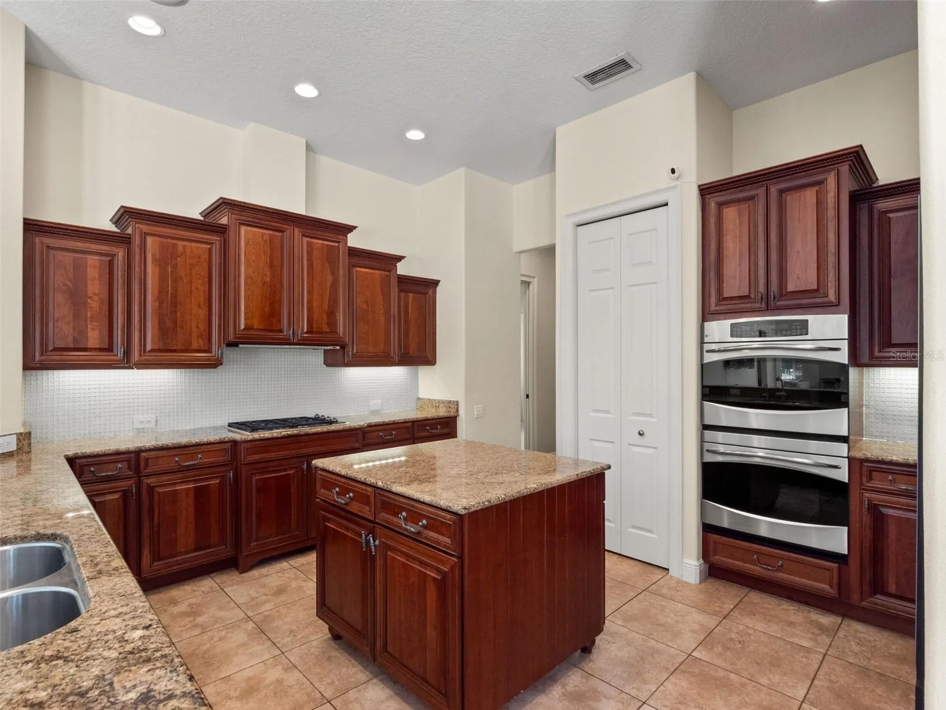 9340 Thurloe Place Orlando FL 32827