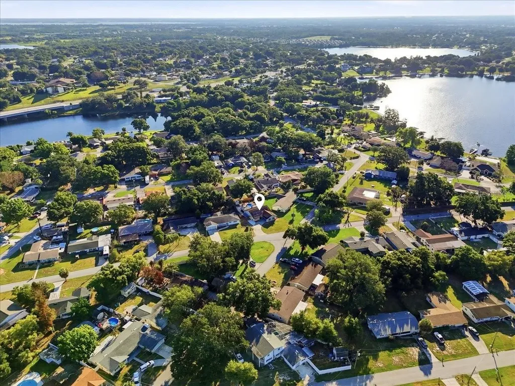 430 Hillcrest Drive SE Winter Haven FL 33884