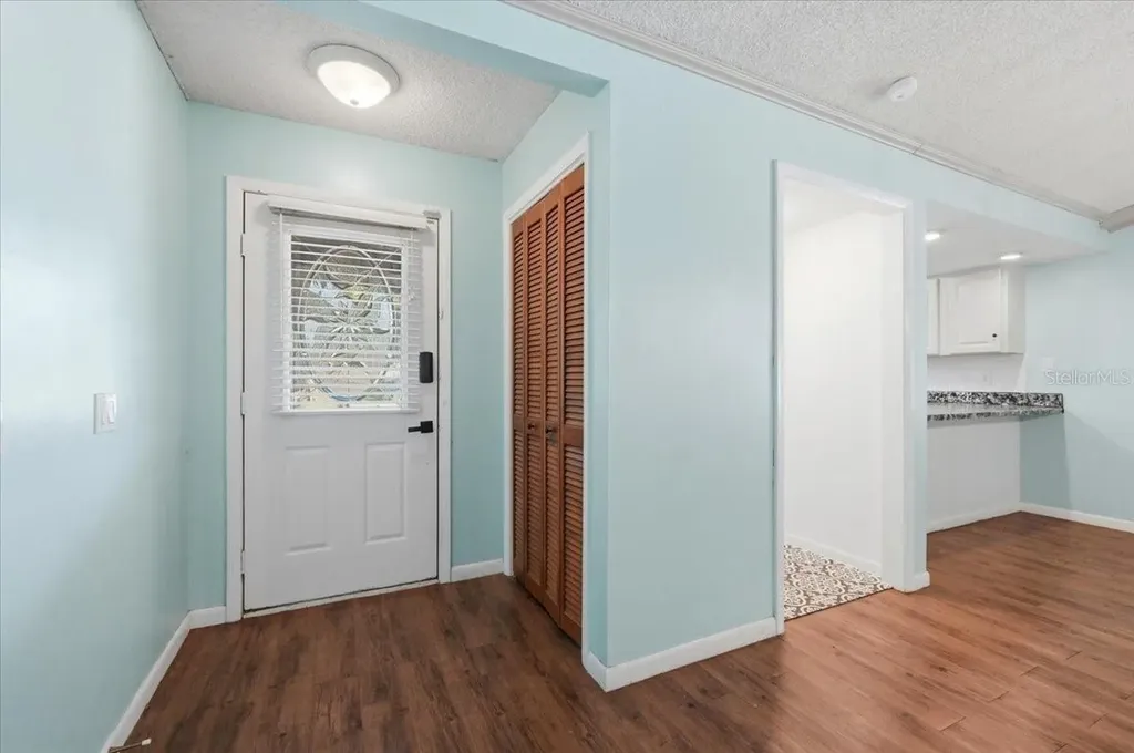 430 Hillcrest Drive SE Winter Haven FL 33884