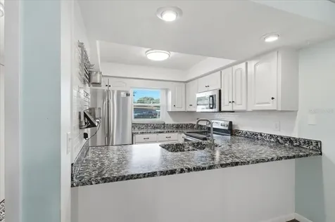 430 Hillcrest Drive SE Winter Haven FL 33884