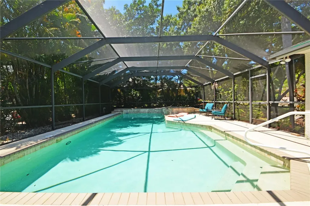 3293 Mallard Drive Safety Harbor FL 34695
