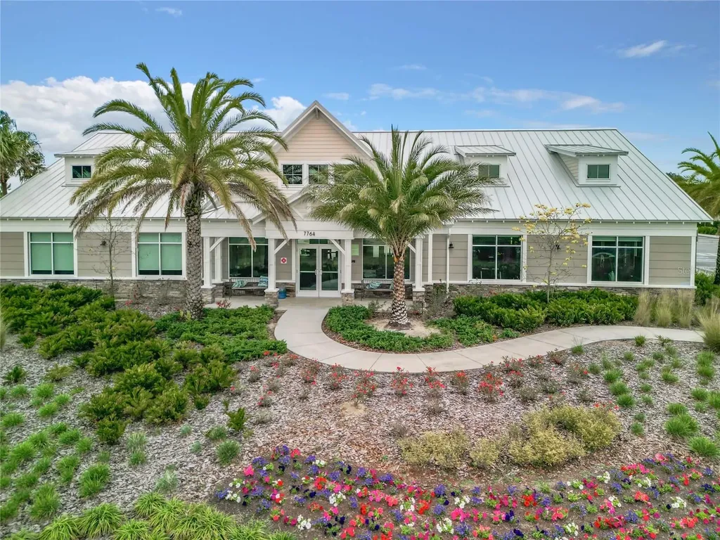 5061 Stokes Way Wildwood FL 34785