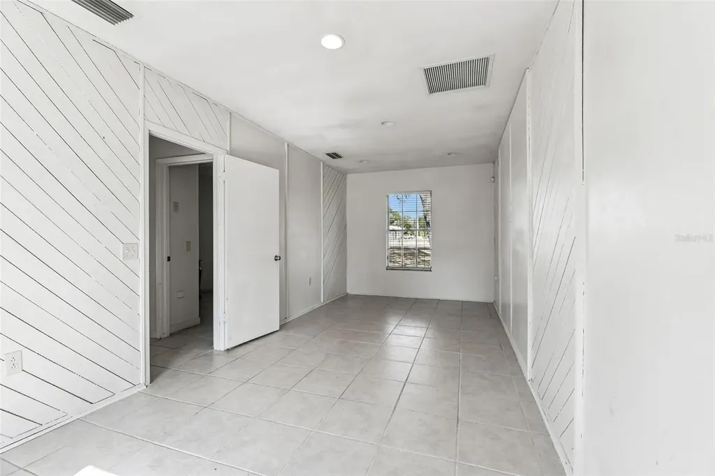 855 E Brandon Boulevard Brandon FL 33511