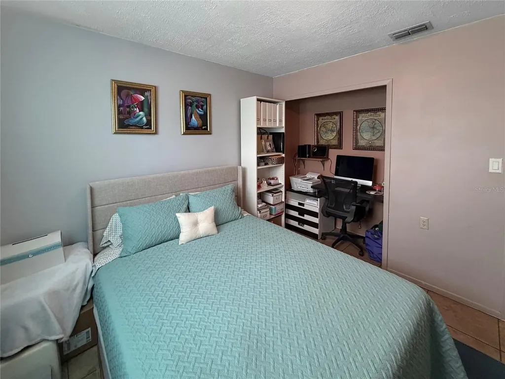 1018 Clovercrest Road Orlando FL 32811