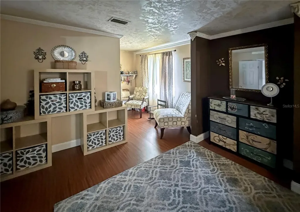 1018 Clovercrest Road Orlando FL 32811