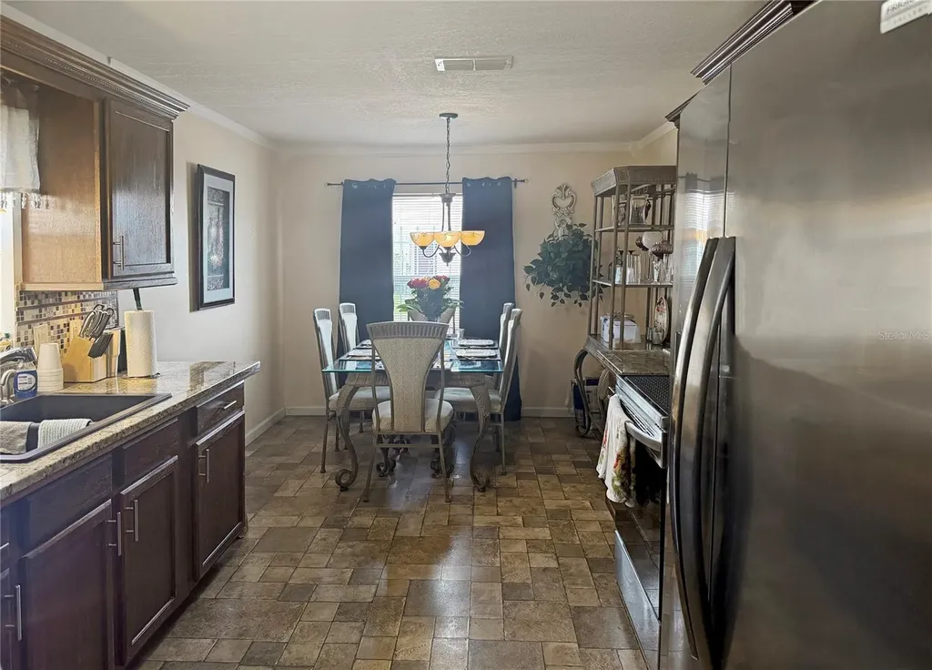 1018 Clovercrest Road Orlando FL 32811