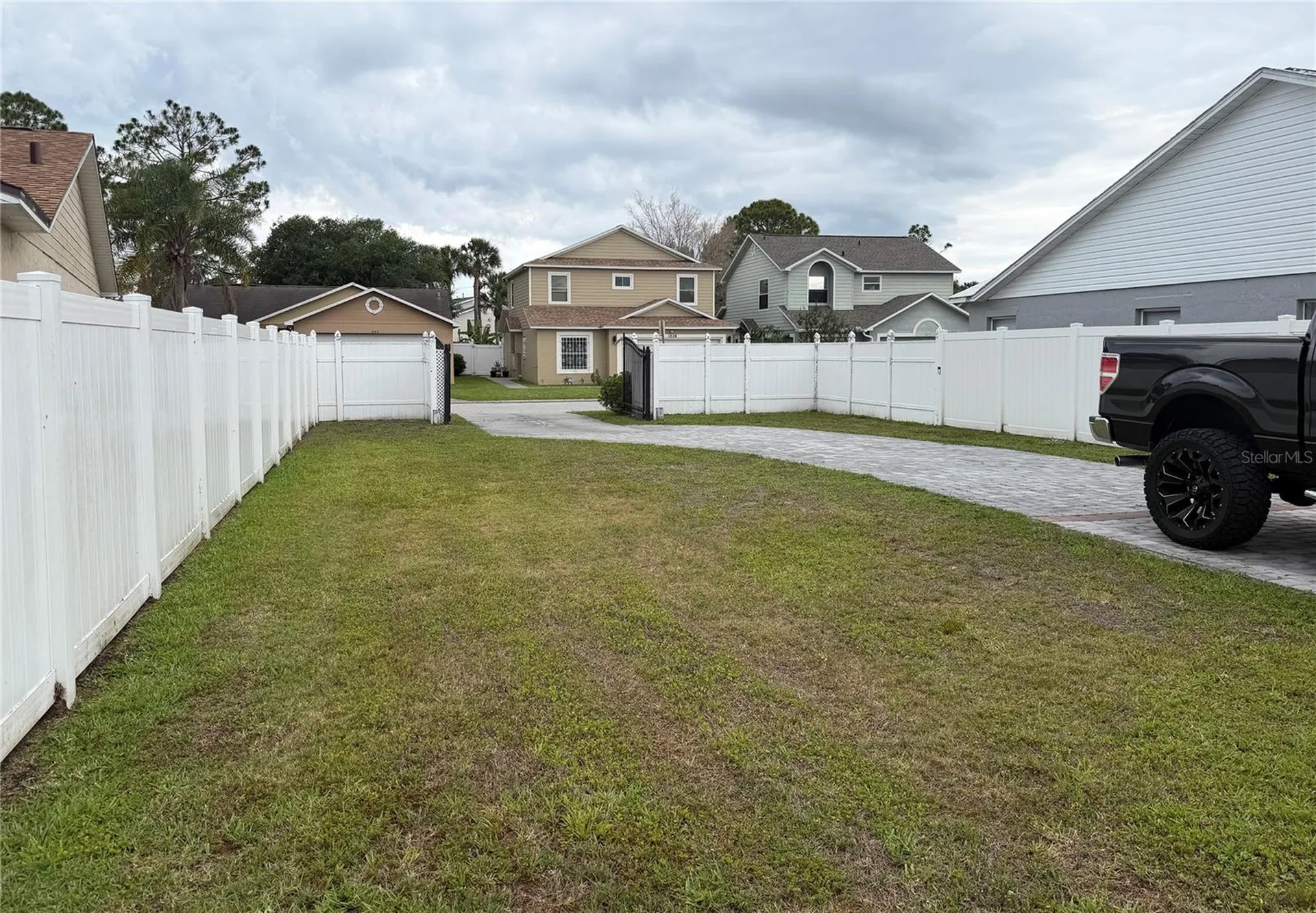 1018 Clovercrest Road Orlando FL 32811