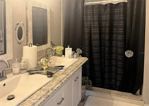 1018 Clovercrest Road Orlando FL 32811