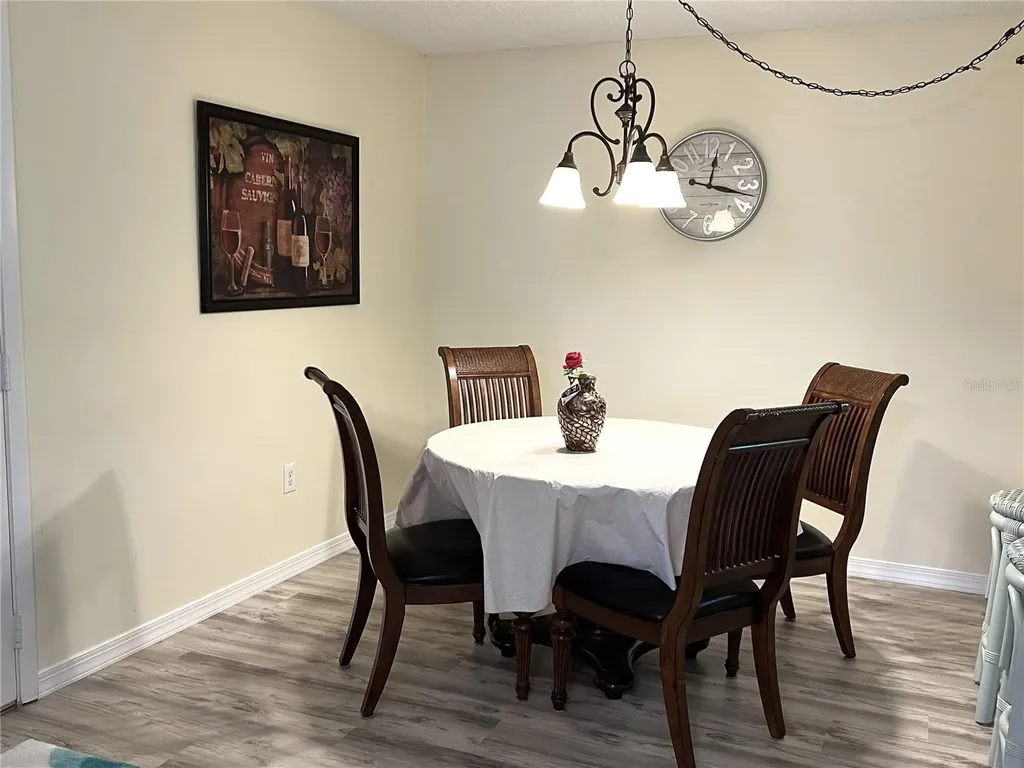 2655 Pine Ridge Way N Palm Harbor FL 34684