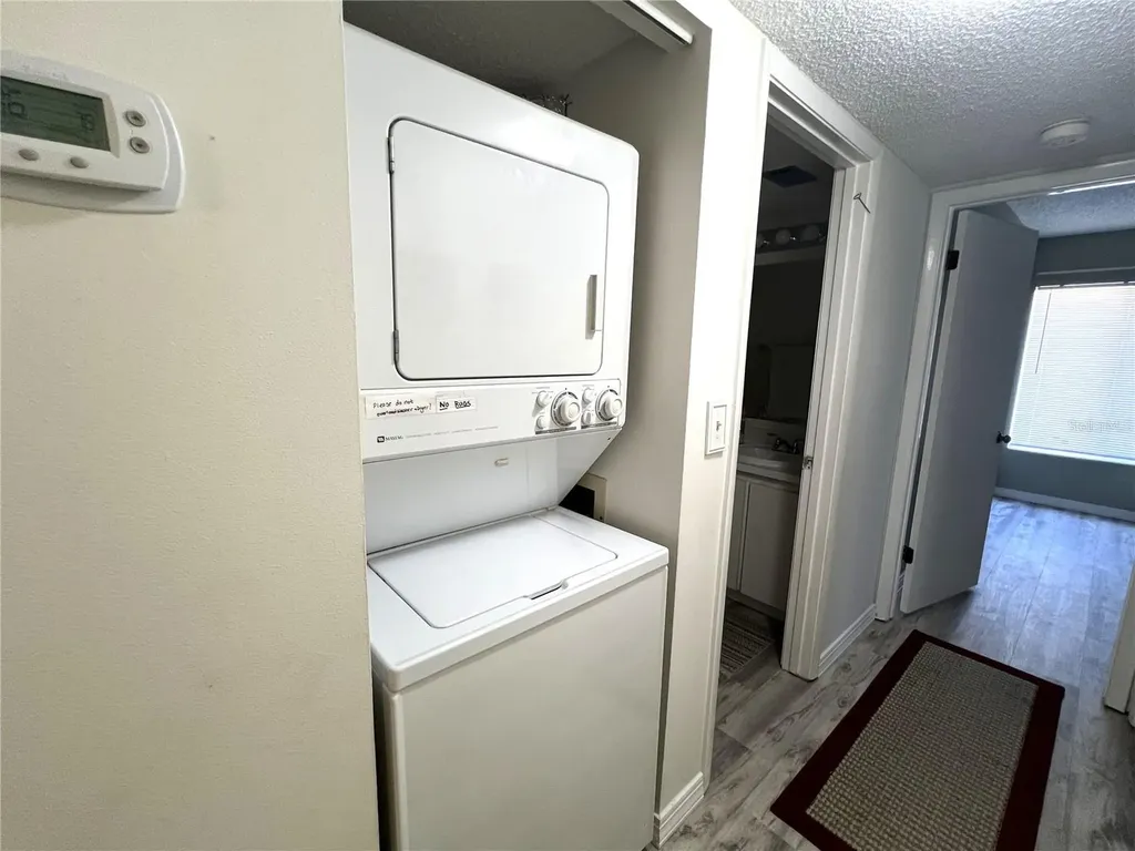 2655 Pine Ridge Way N Palm Harbor FL 34684