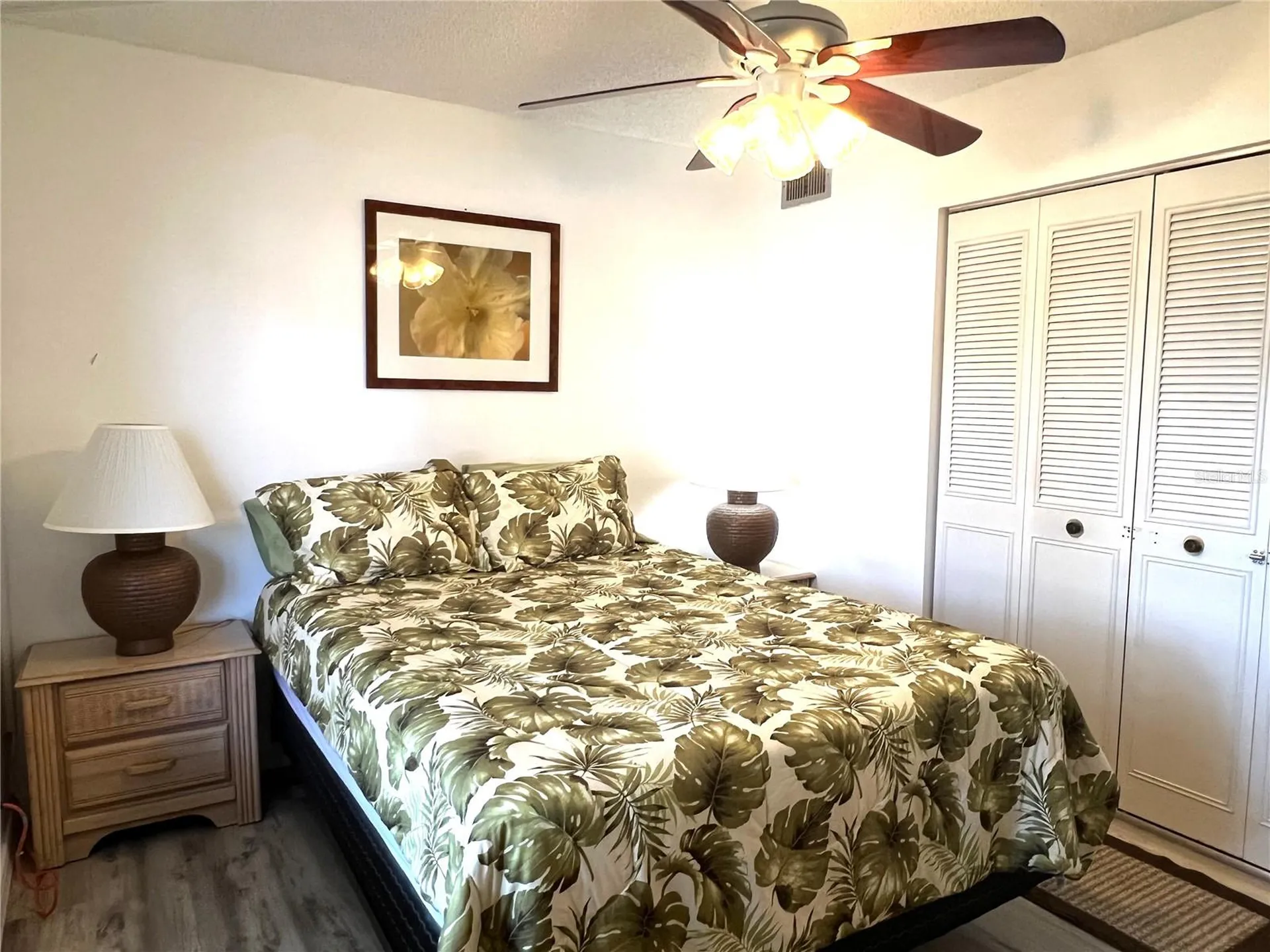 2655 Pine Ridge Way N Palm Harbor FL 34684