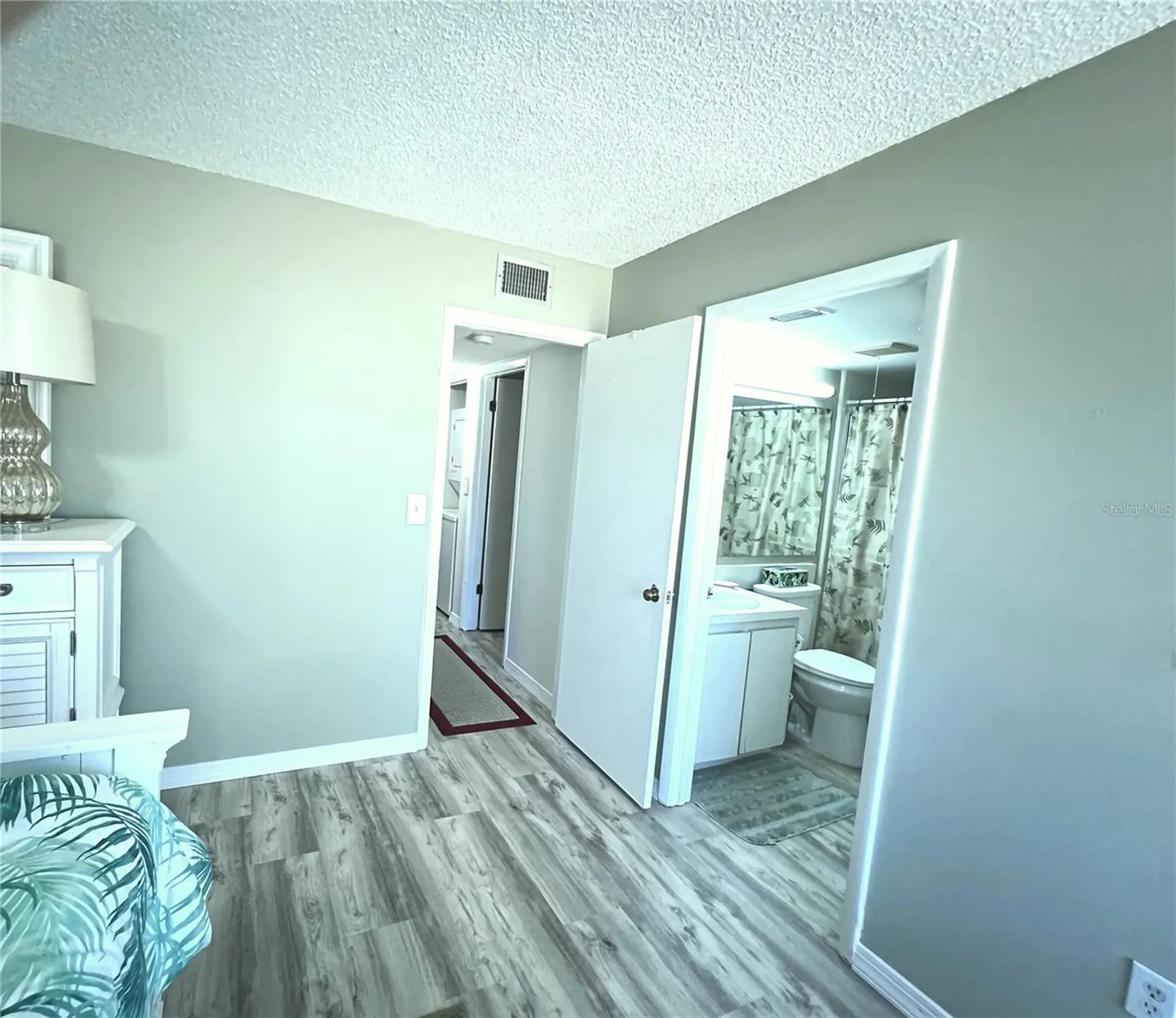 2655 Pine Ridge Way N Palm Harbor FL 34684