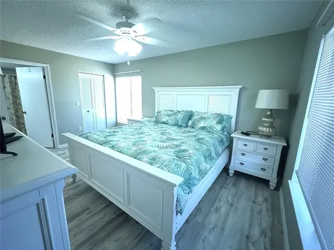 2655 Pine Ridge Way N Palm Harbor FL 34684