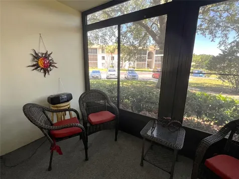 2655 Pine Ridge Way N Palm Harbor FL 34684