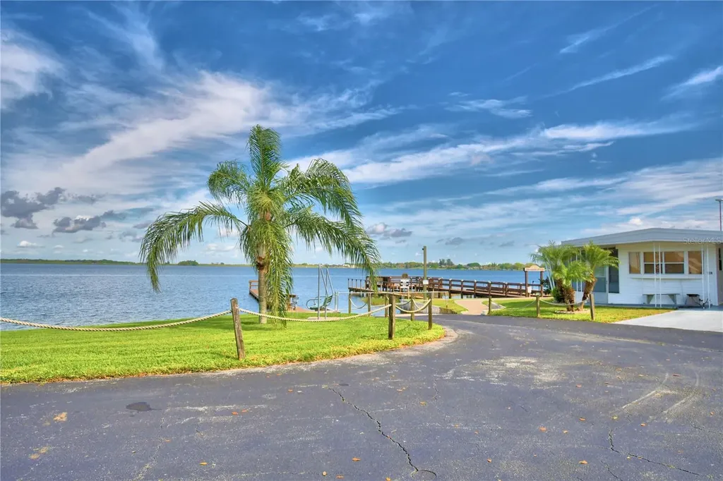 118 Paradise Lane Auburndale FL 33823