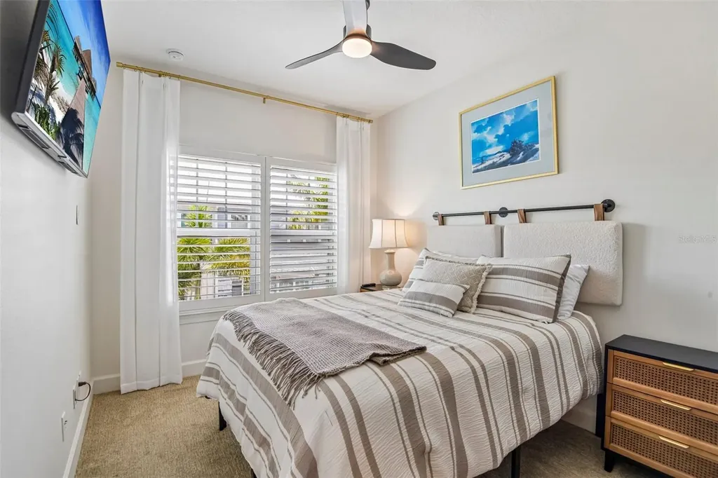 5923 Anchorage Way S St Petersburg FL 33712