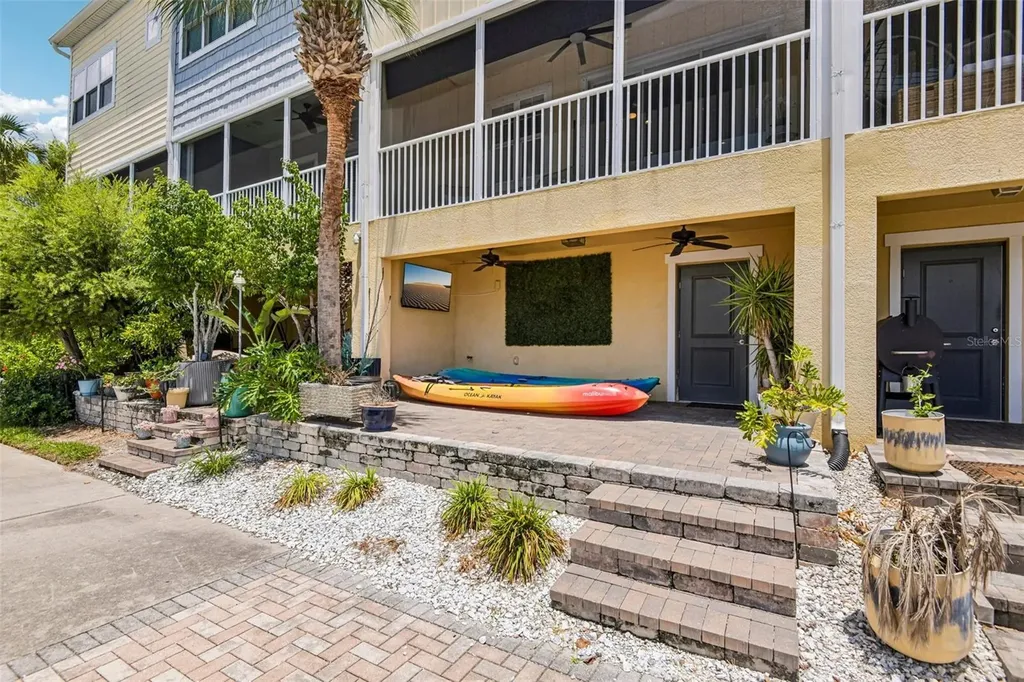 5923 Anchorage Way S St Petersburg FL 33712