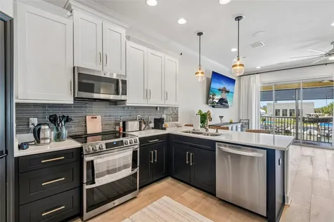 5923 Anchorage Way S St Petersburg FL 33712