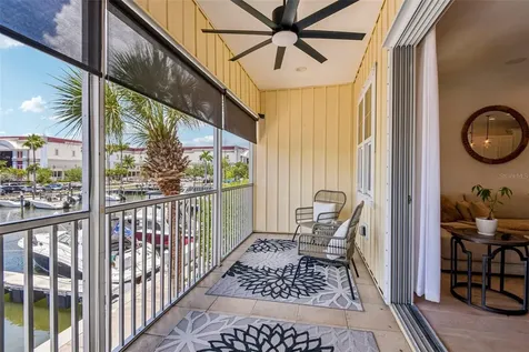 5923 Anchorage Way S St Petersburg FL 33712