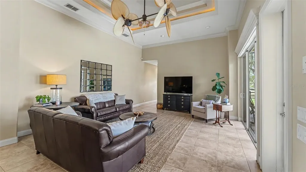 664 Whisper Woods Drive Lakeland FL 33813