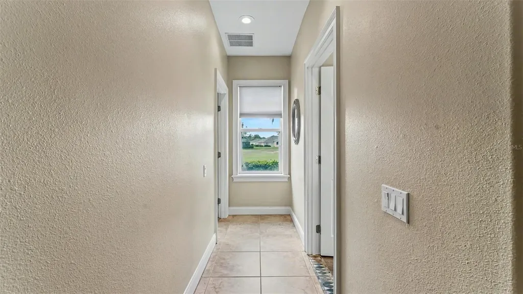 664 Whisper Woods Drive Lakeland FL 33813