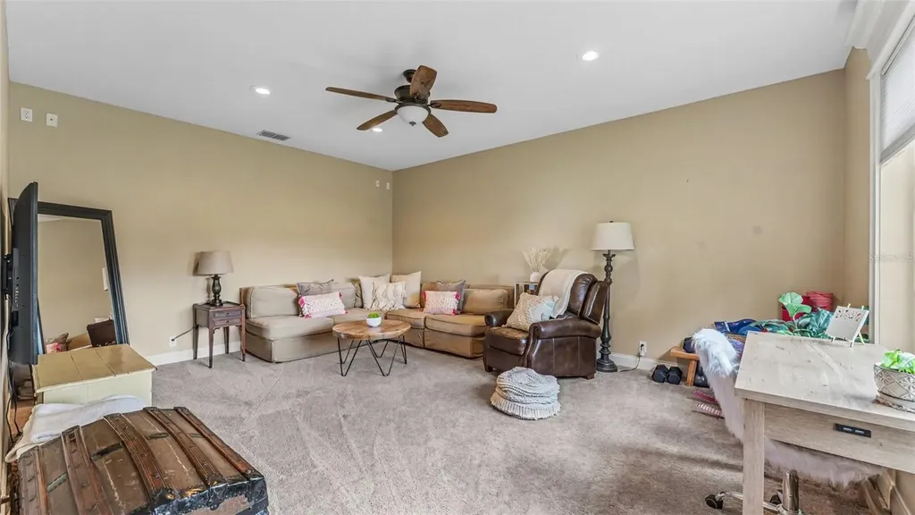664 Whisper Woods Drive Lakeland FL 33813