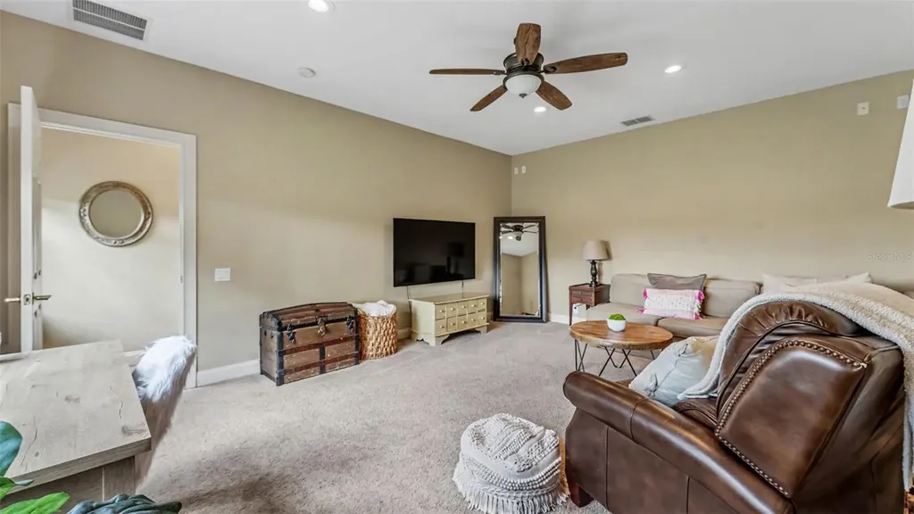 664 Whisper Woods Drive Lakeland FL 33813