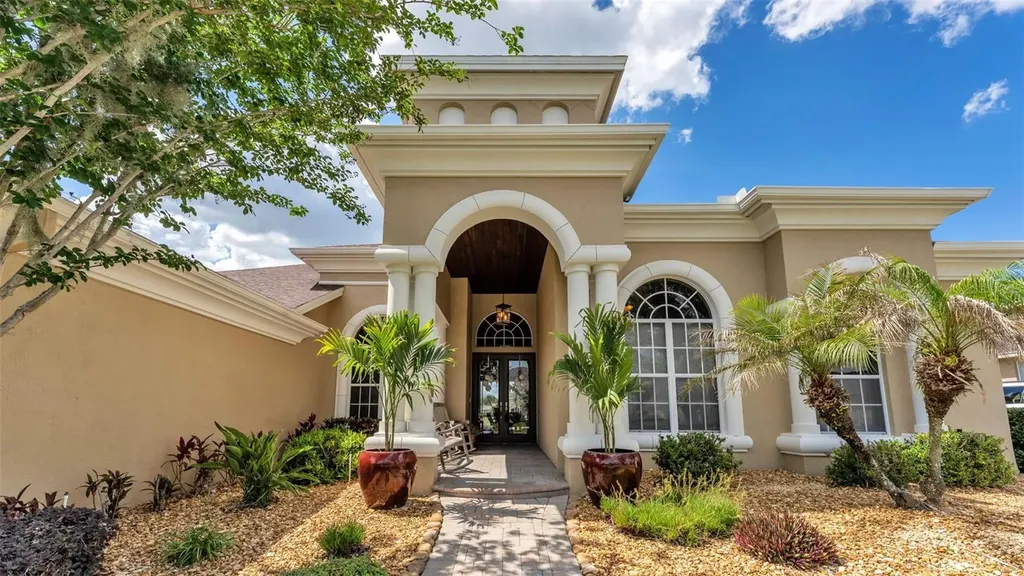 664 Whisper Woods Drive Lakeland FL 33813