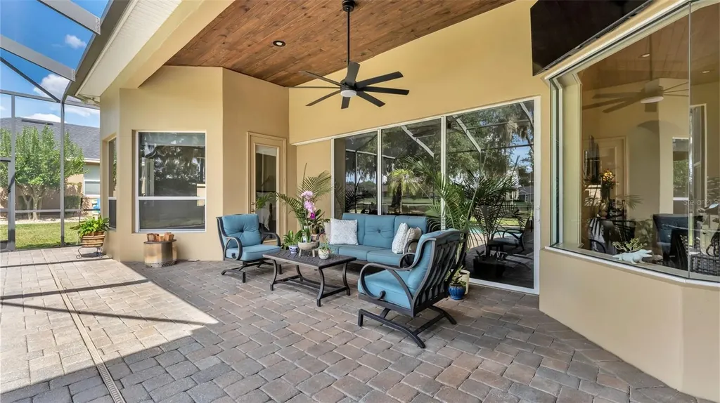 664 Whisper Woods Drive Lakeland FL 33813