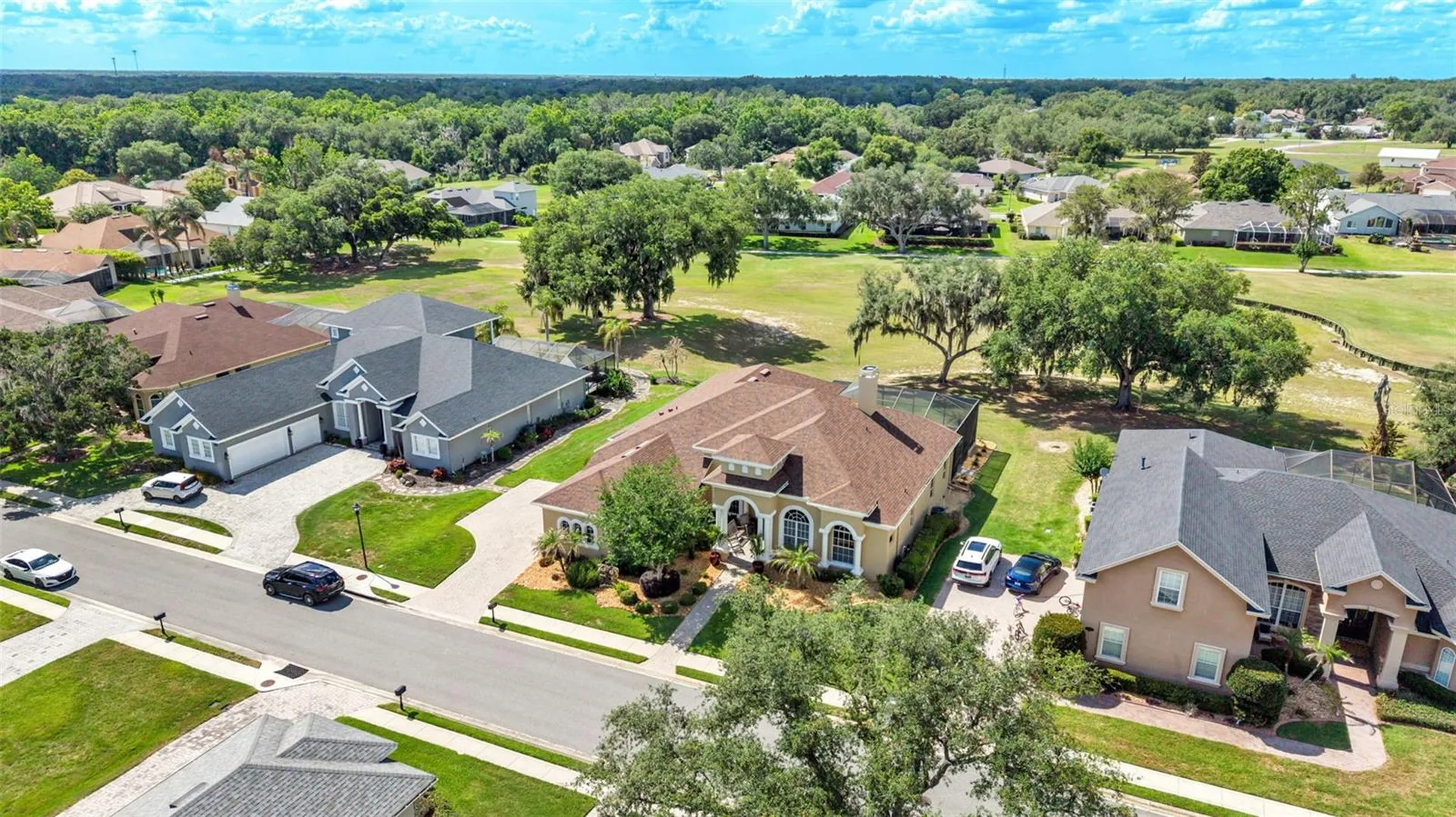 664 Whisper Woods Drive Lakeland FL 33813