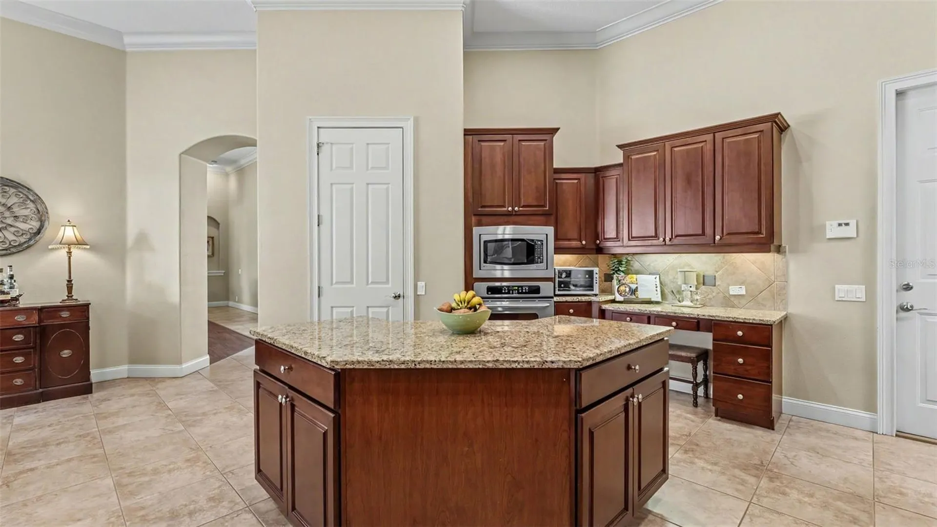 664 Whisper Woods Drive Lakeland FL 33813