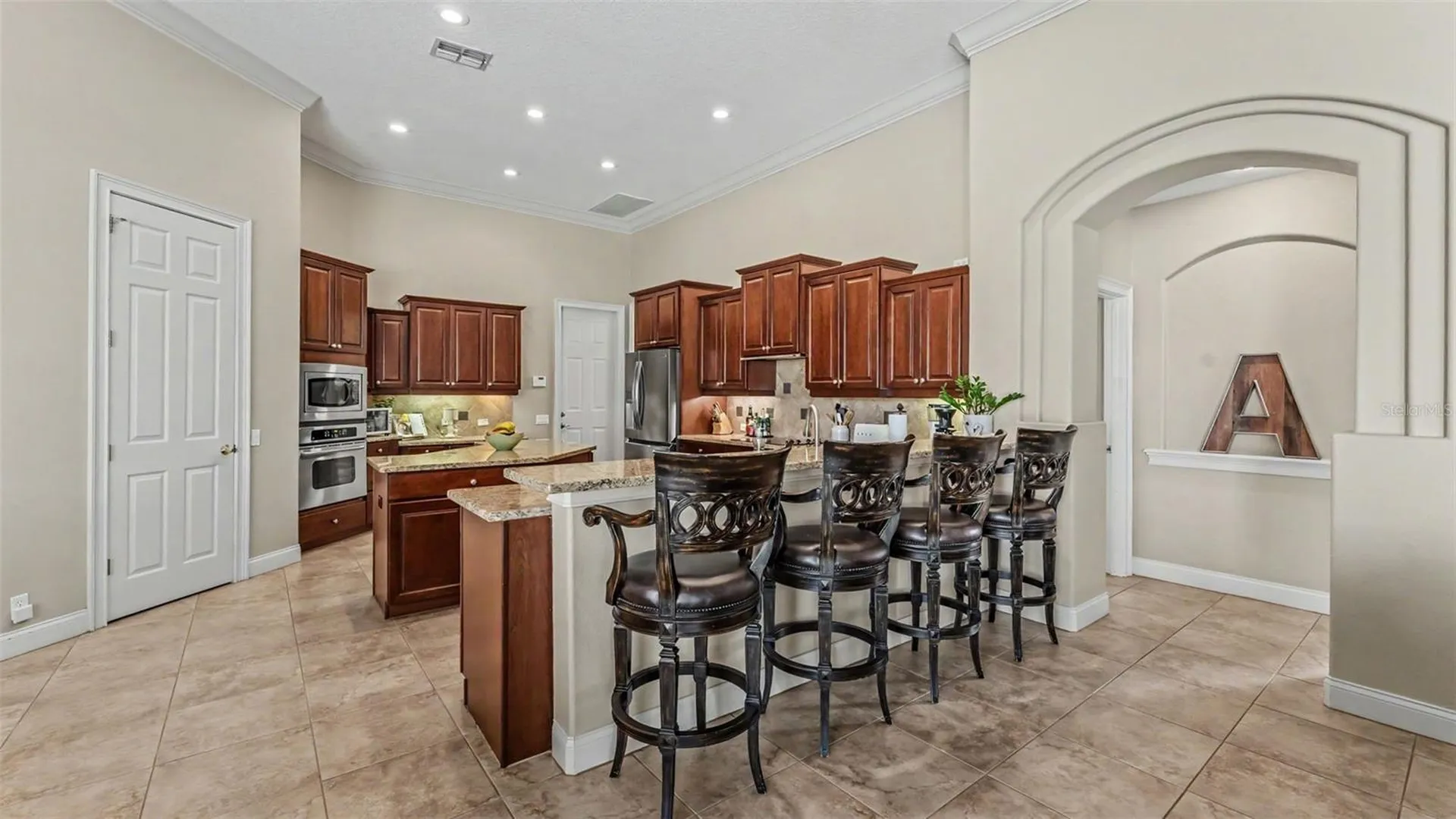 664 Whisper Woods Drive Lakeland FL 33813